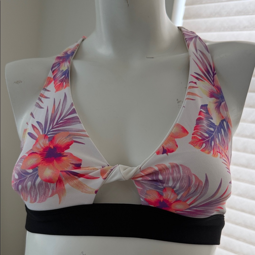 Victoria’s Secret PINK "Gym to Swim" Ultimate Lightly Lined Sports Bra S